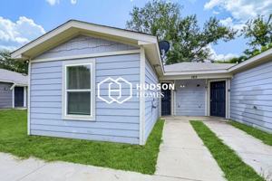 featured image of 102 W Pliler St #100