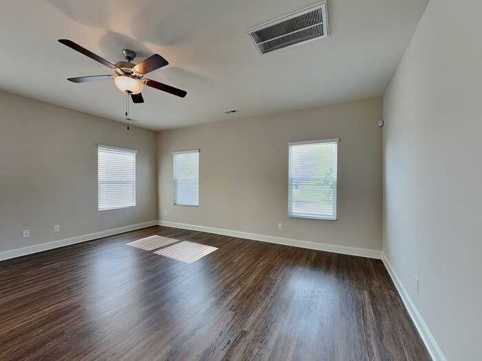 3649 Massey Ridge Ct - Photo 4 of 23