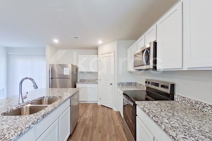 308 Wild Deer Dr - Photo 2 of 6