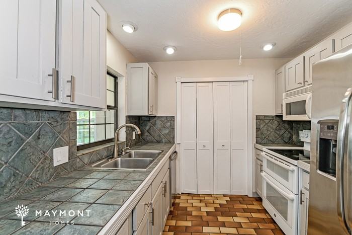 7286 Jonas Rd - Photo 6 of 15