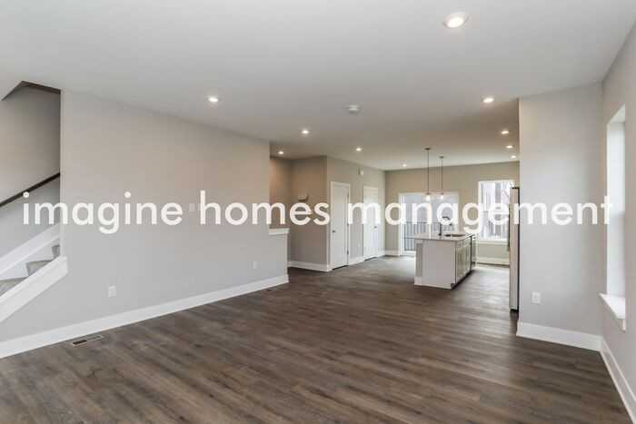 657 William Howard Taft Rd - Photo 2 of 21