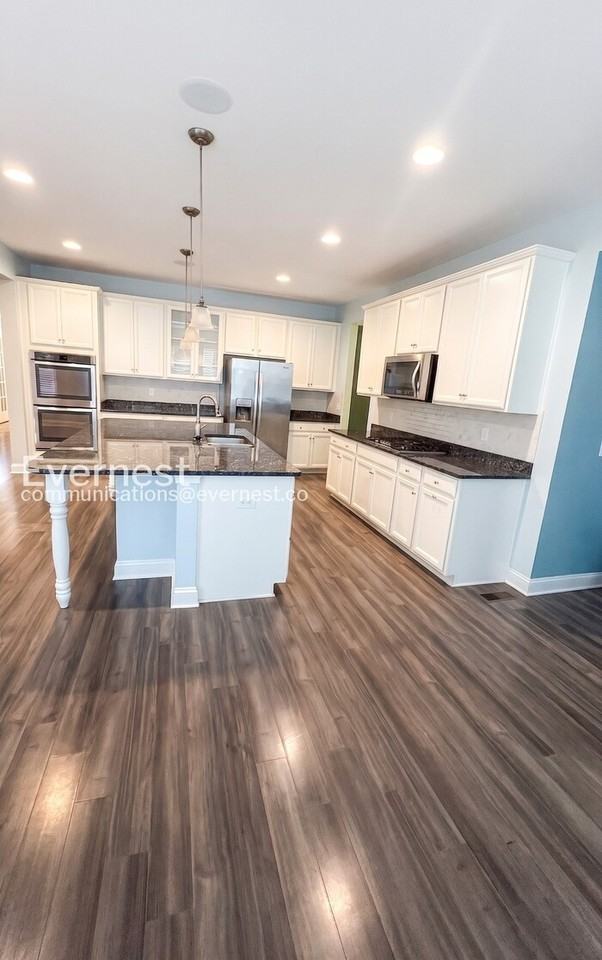 1735 Hudgins Farm Cir - Photo 6 of 39