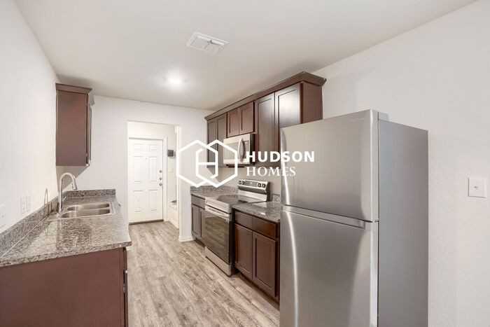 526 S San Eduardo Ave - Photo 5 of 14
