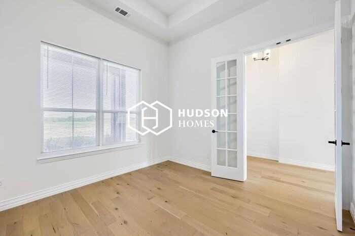 2521 Tyler Wade Trl - Photo 2 of 12