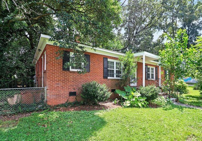 3100 Holt St - Photo 2 of 28