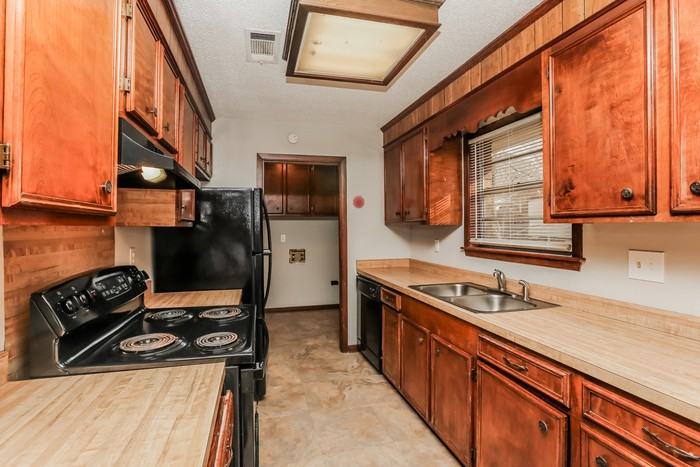 509 Bruin Ave - Photo 6 of 12