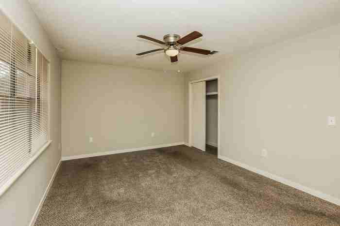 509 Bruin Ave - Photo 7 of 12
