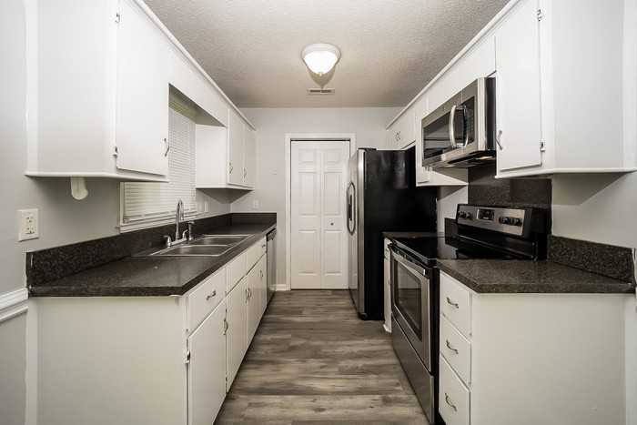 8117 N Ridgebrook Dr - Photo 4 of 10