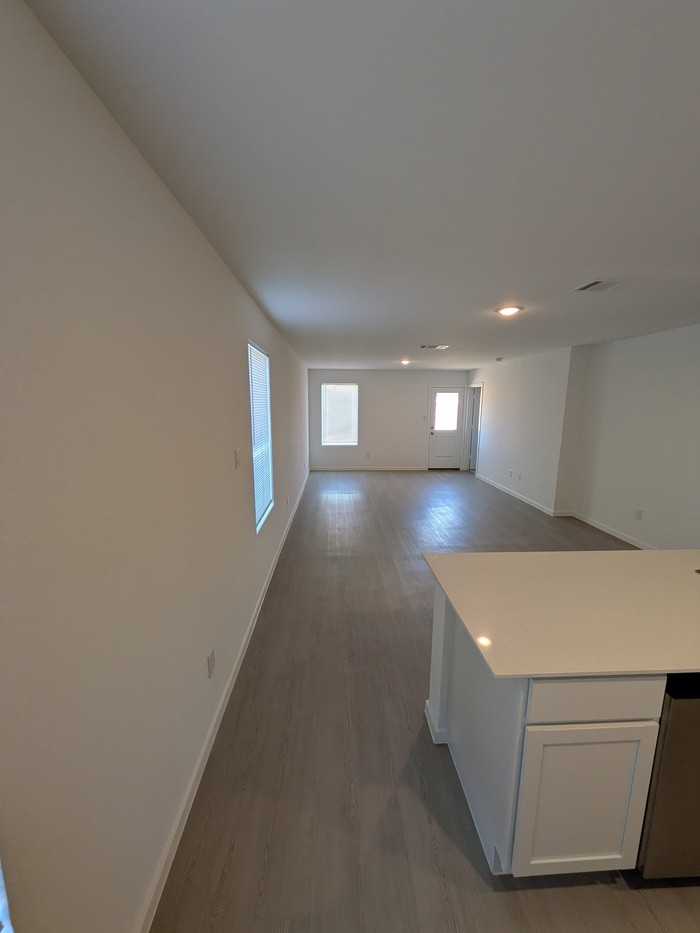 15111 Mudstone Pl - Photo 3 of 9