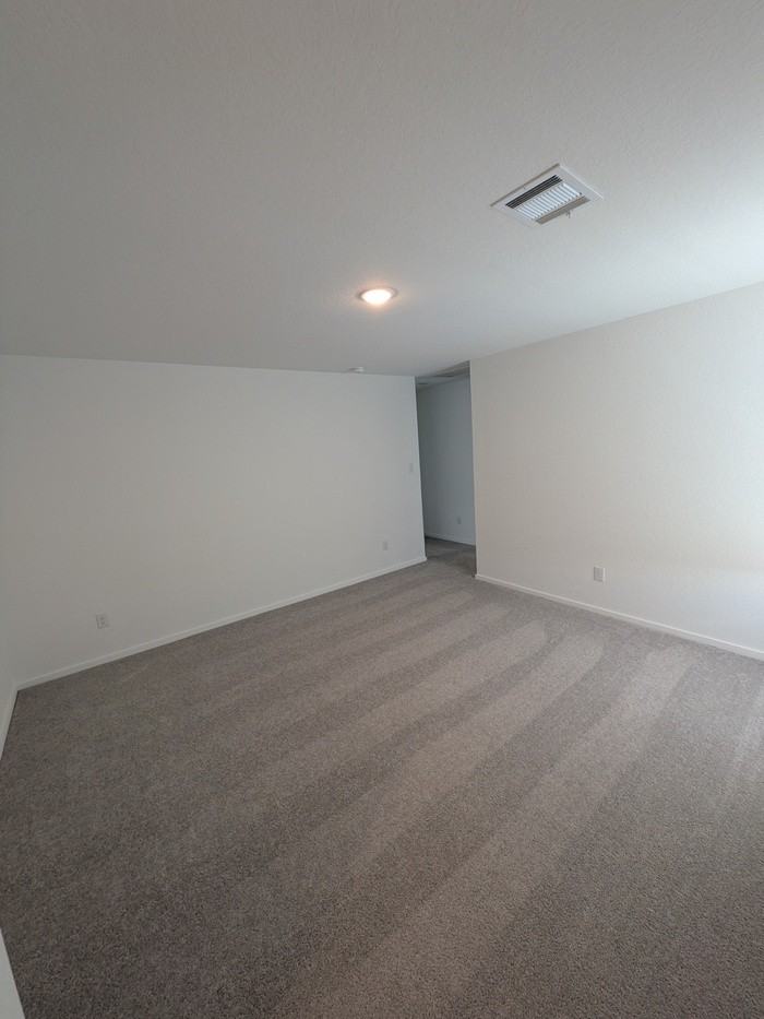 15111 Mudstone Pl - Photo 4 of 9