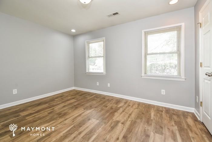 1 Pyracantha Ct - Photo 7 of 10