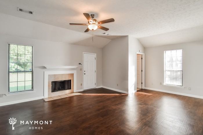 6355 Sandy Ridge Curv - Photo 4 of 12