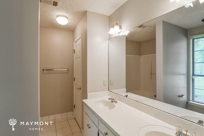 6355 Sandy Ridge Curv - Photo 7 of 11