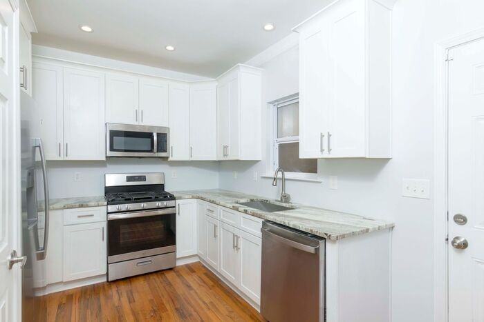 2594 Watkins Dr Nw #A - Photo 3 of 13
