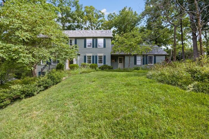 12819 Huntercreek Rd - Photo 2 of 49