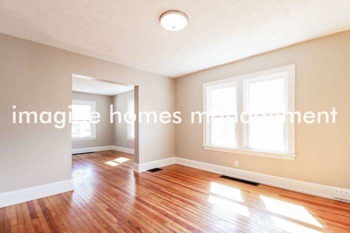 4270 Redmont Ave - Photo 5 of 18
