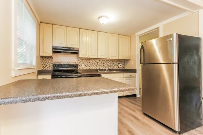 2226 Bernie Dr - Photo 3 of 10
