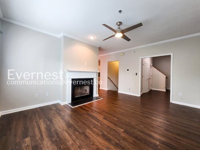 205 Spring Heights Ln Se #2-205 - Photo 6 of 17