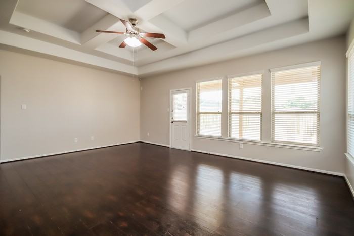 19190 Painted Blvd - Photo 4 of 17