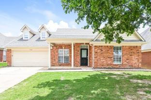 5682 Hunters Chase Dr - Photo 1 of 1