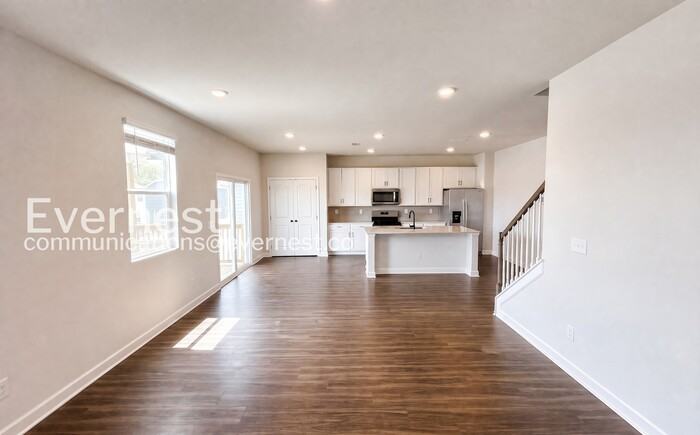 167 Millbrook Dr - Photo 4 of 23