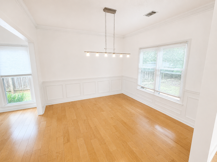 4735 Morton Bridge Ln - Photo 5 of 23