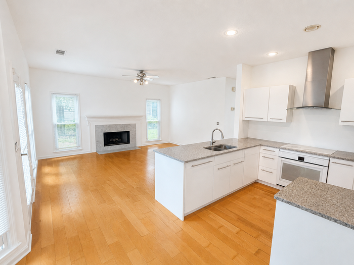 4735 Morton Bridge Ln - Photo 7 of 23