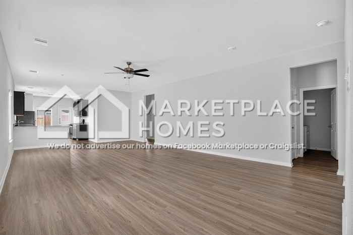 15623 Plum Brook Dr - Photo 4 of 30