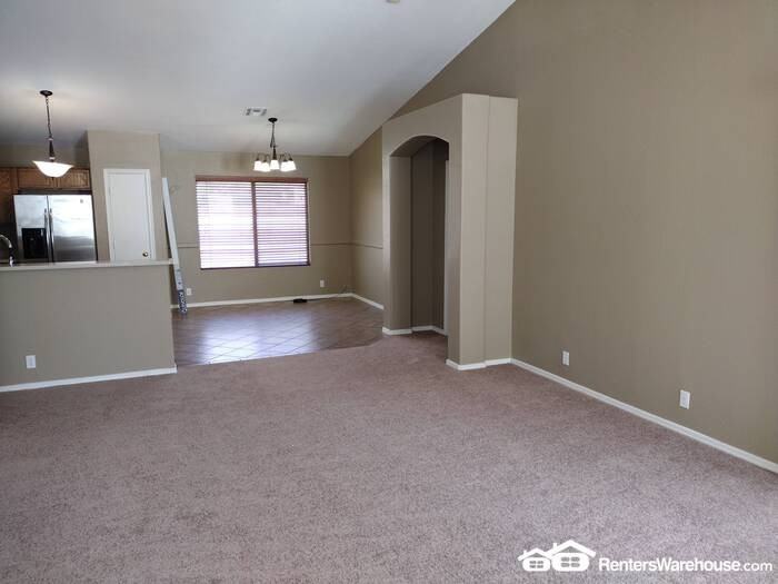 10721 E Emerald Ave - Photo 3 of 21