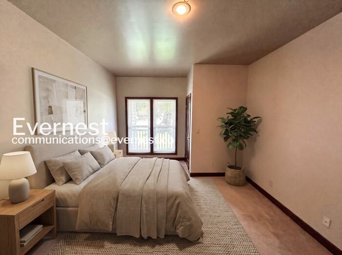 915 Russell St #A - Photo 3 of 26