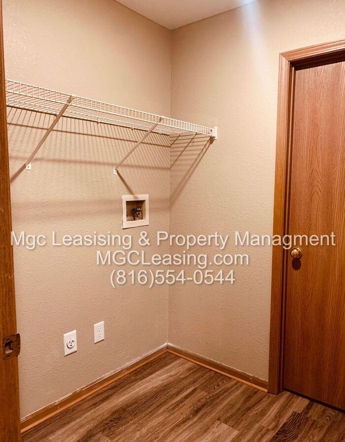 206 Nw Parker Dr - Photo 5 of 15