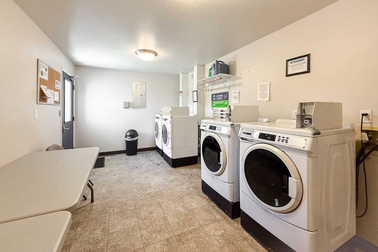 Latah Apartments - Photo 7 of 26