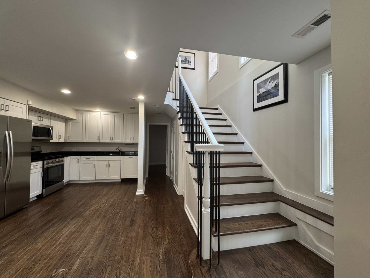 1911 W Cortland St #NA - Photo 6 of 19