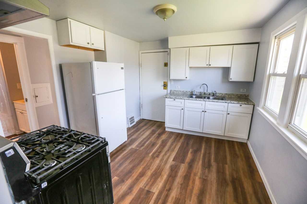 14628 Granger Rd #2 - Photo 5 of 11