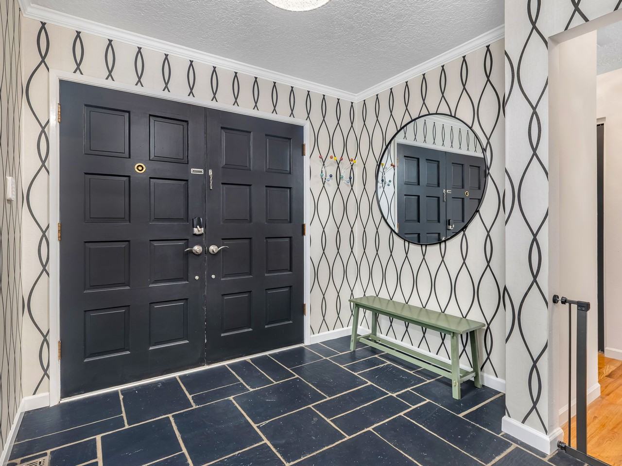 16933 Greentree Ave #NA - Photo 4 of 30