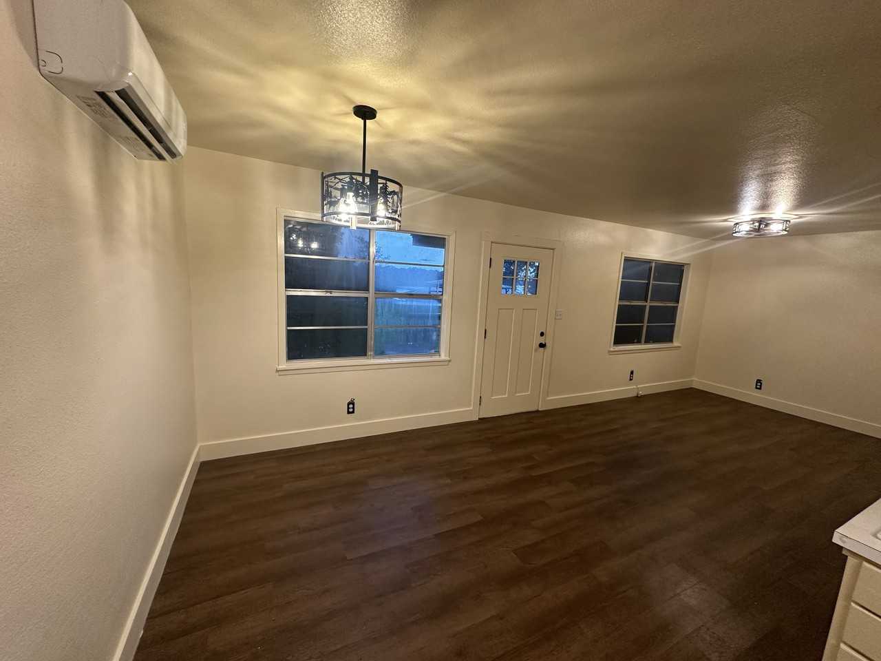 819 Lakeview Dr #NA - Photo 3 of 10
