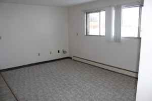 featured image of 819 2nd Ave Sw #1