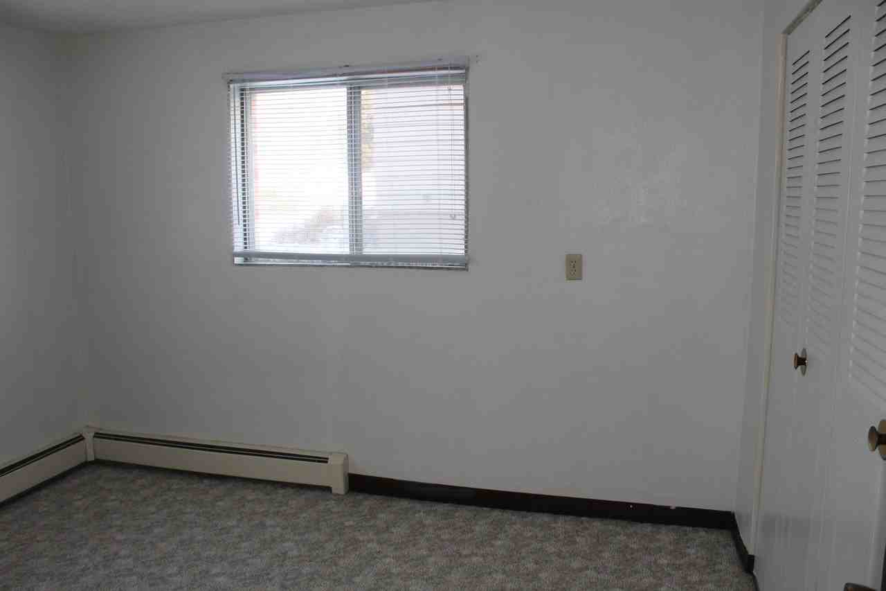 819 2nd Ave Sw #1 - Photo 2 of 5