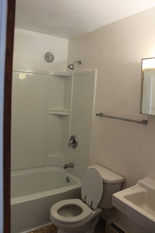 819 2nd Ave Sw #1 - Photo 5 of 5
