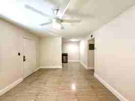 607 Ne 29th Dr #22 - Photo 1 of 1