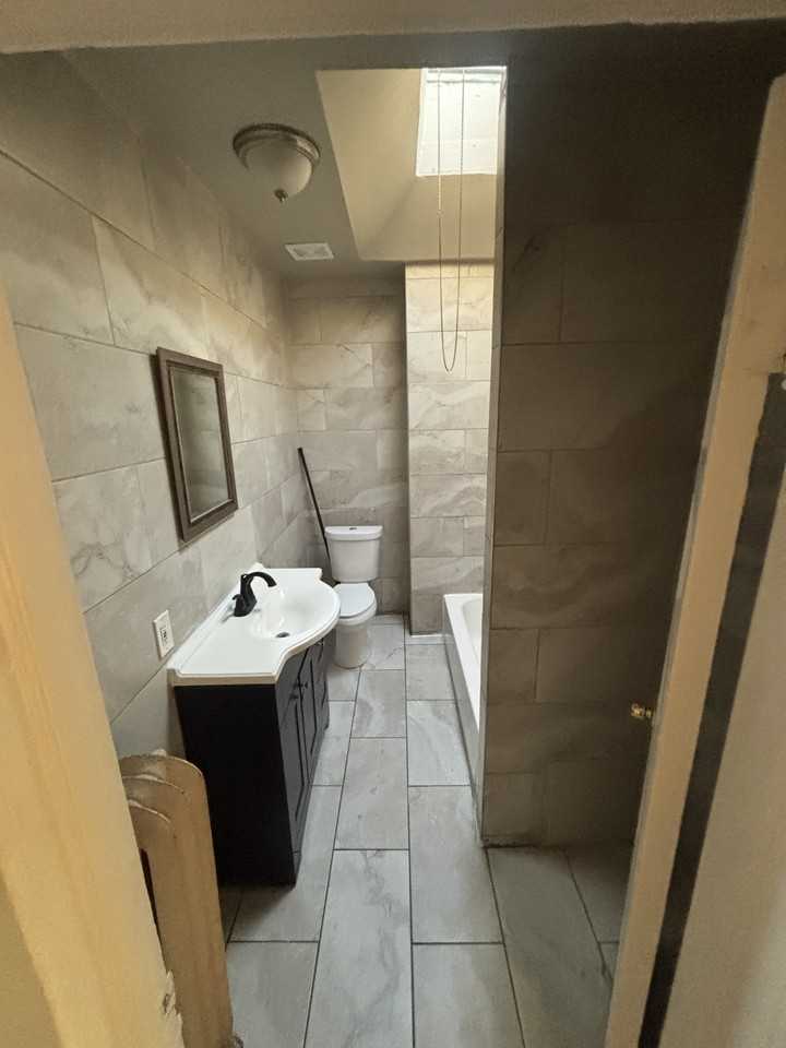 4664 Torresdale Ave - Photo 2 of 12
