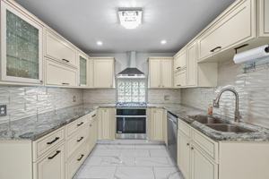 featured image of 40 Olney Ave #NA