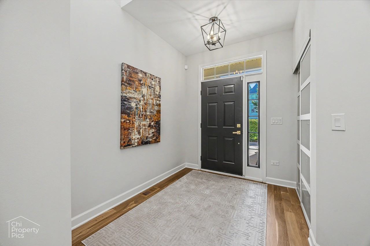 281 Hickory Ln #281 - Photo 2 of 29