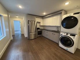 195 Bay St #2 - Photo 1 of 1