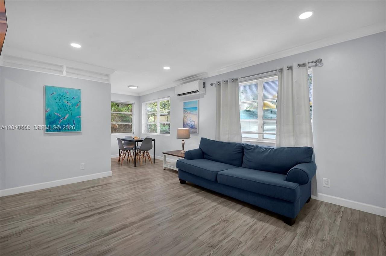 1716 Sw 11th Ct #3 - Photo 6 of 15