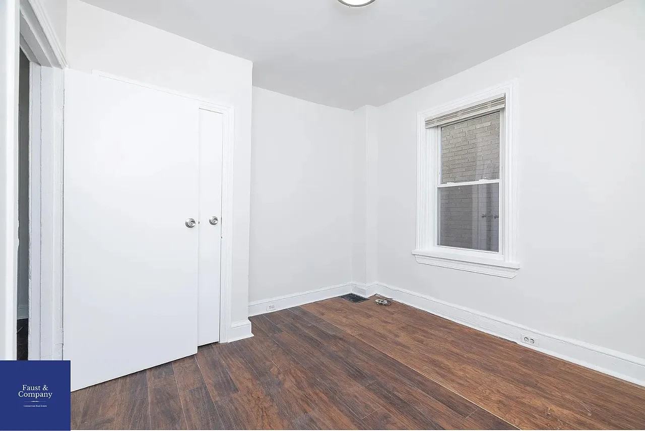 1739 W 5th St #2 - Photo 4 of 12