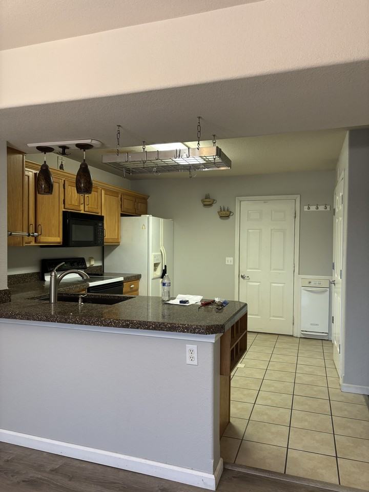 1532 Legend Trail Dr #A - Photo 3 of 11