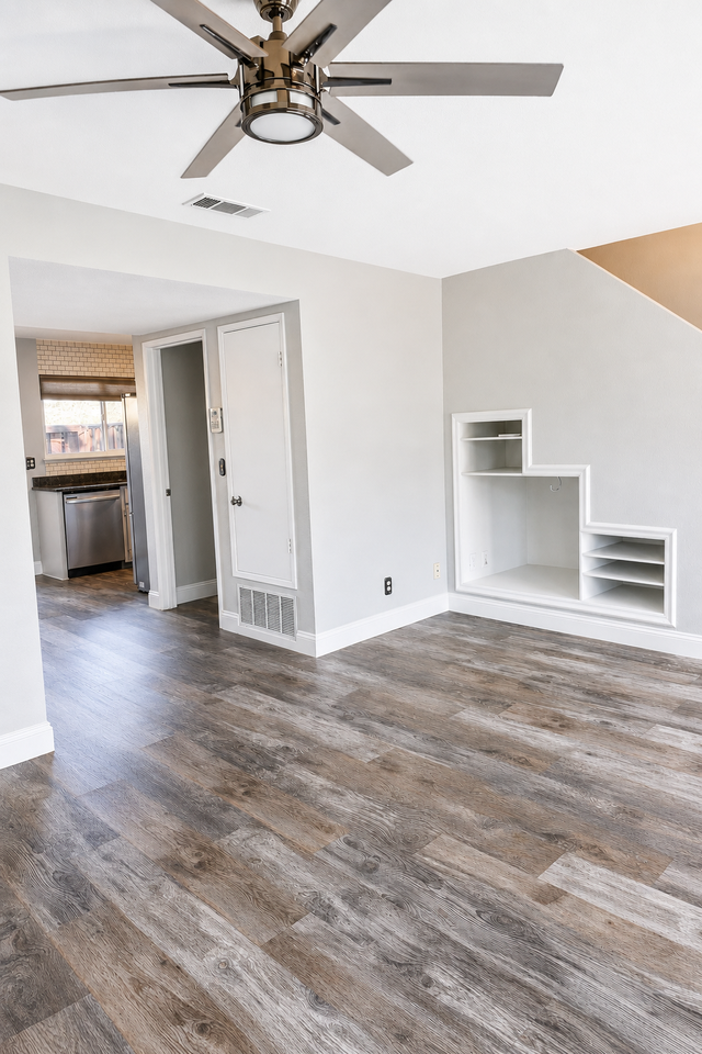 1406 Spring Valley Cmn #1406 - Photo 2 of 10