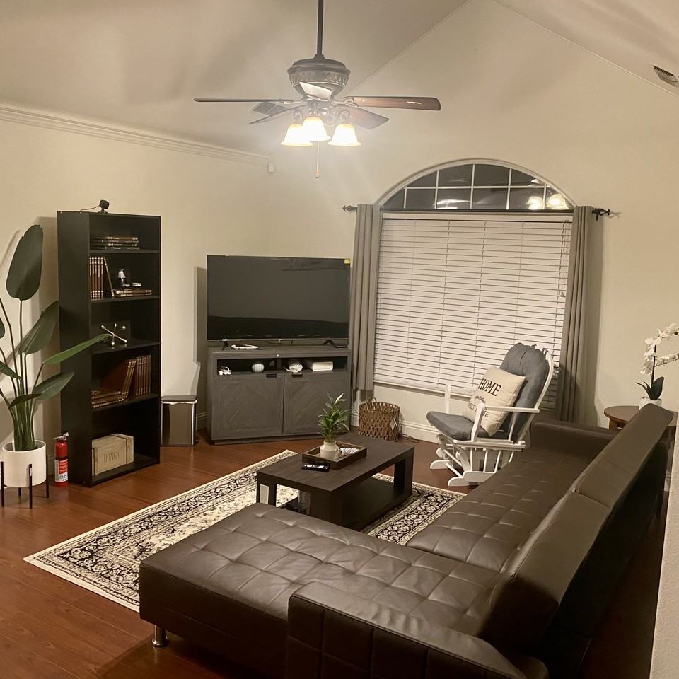 1124 Gorham Ave #NA - Photo 6 of 15