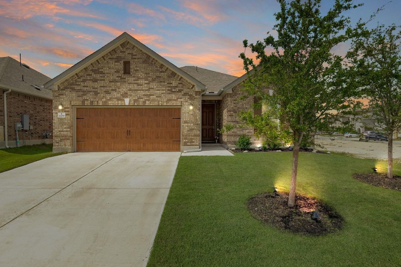 1209 Backcountry Dr #NA - Photo 3 of 39